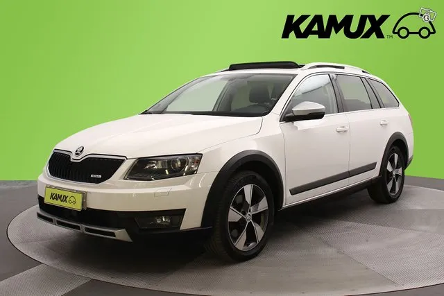 Skoda Octavia Combi 2,0 TDI 184 4x4 Scout DSG Autom. / Adapt. Vakkari / PA-lämmitin / Vetokoukku / Navigointi / Image 6